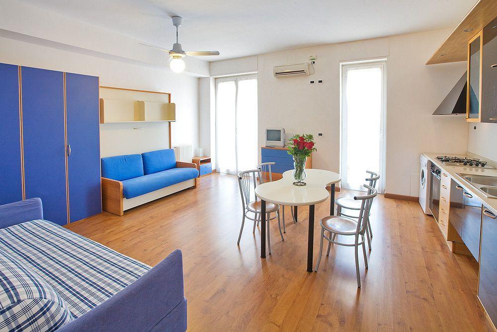 Residenza Adelaide Aparthotel Finale Ligure Εξωτερικό φωτογραφία