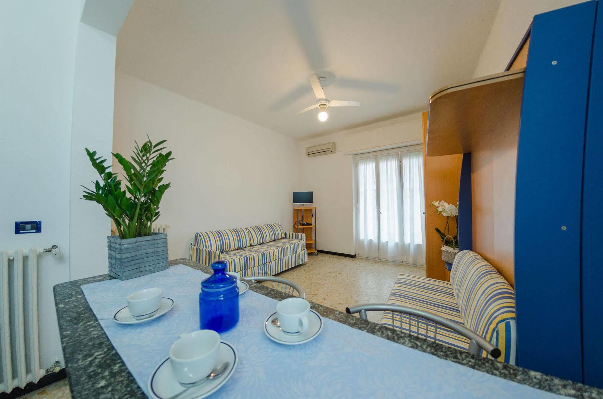 Residenza Adelaide Aparthotel Finale Ligure Εξωτερικό φωτογραφία