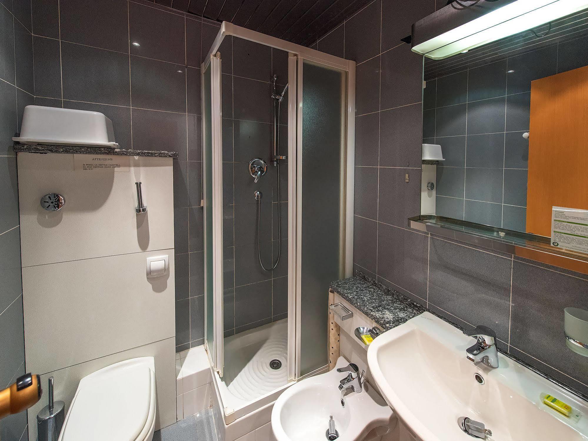 Residenza Adelaide Aparthotel Finale Ligure Εξωτερικό φωτογραφία