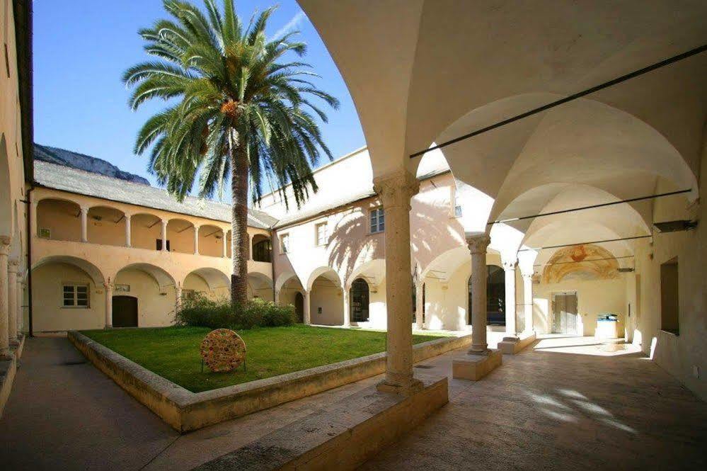 Residenza Adelaide Aparthotel Finale Ligure Εξωτερικό φωτογραφία